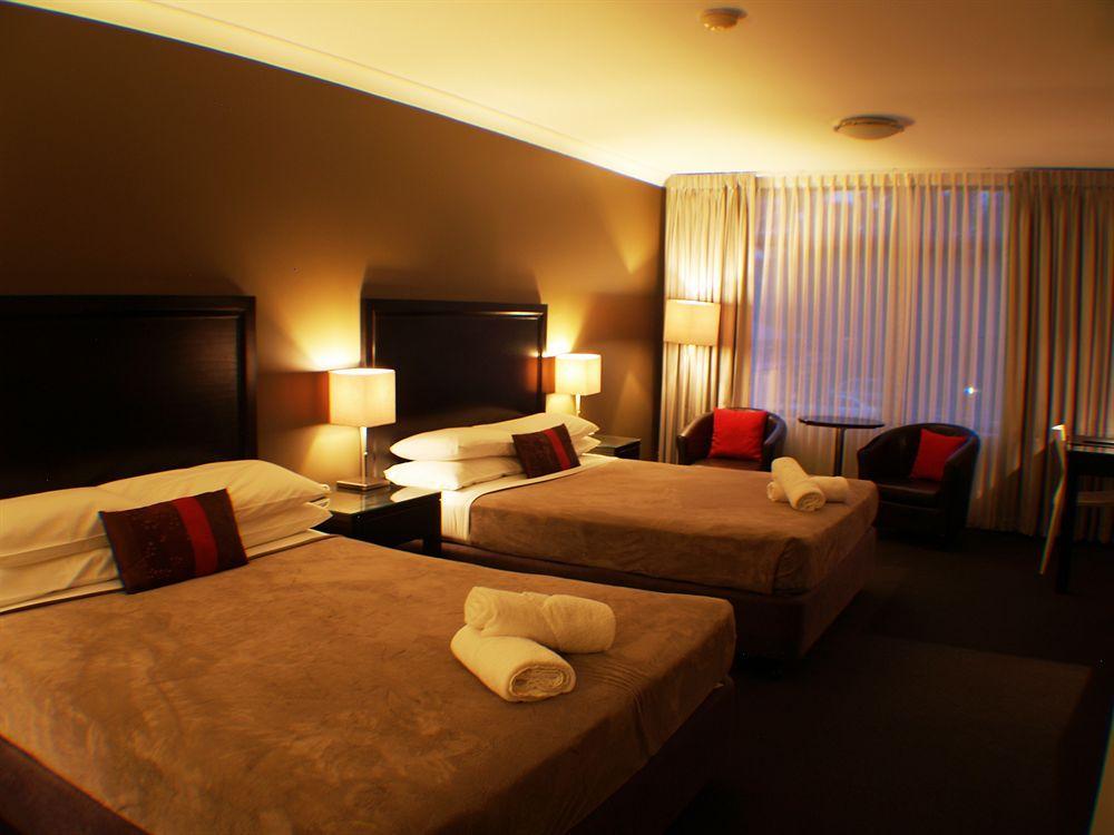 Checkers Resort Terrey Hills Eksteriør billede