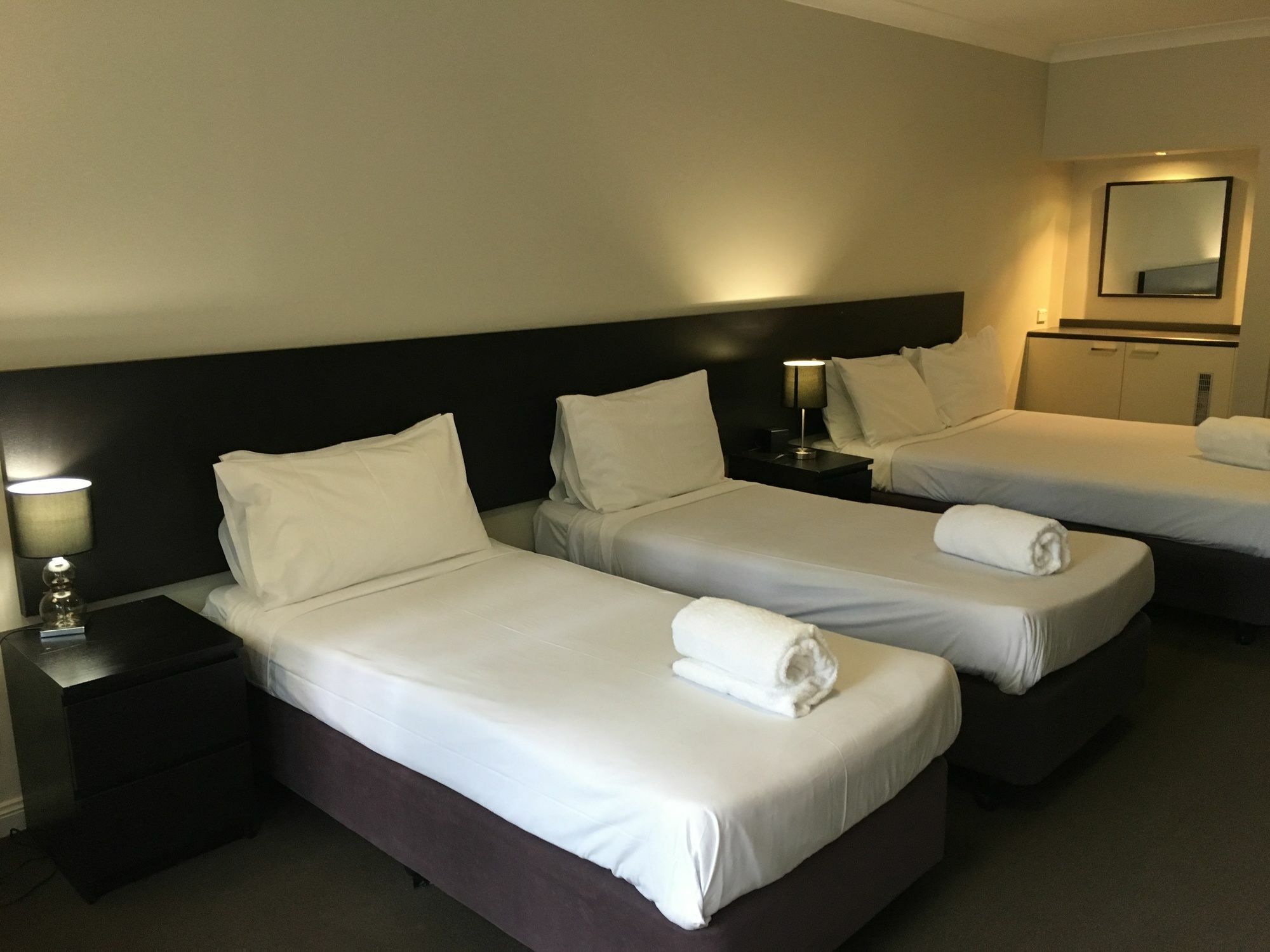 Checkers Resort Terrey Hills Eksteriør billede