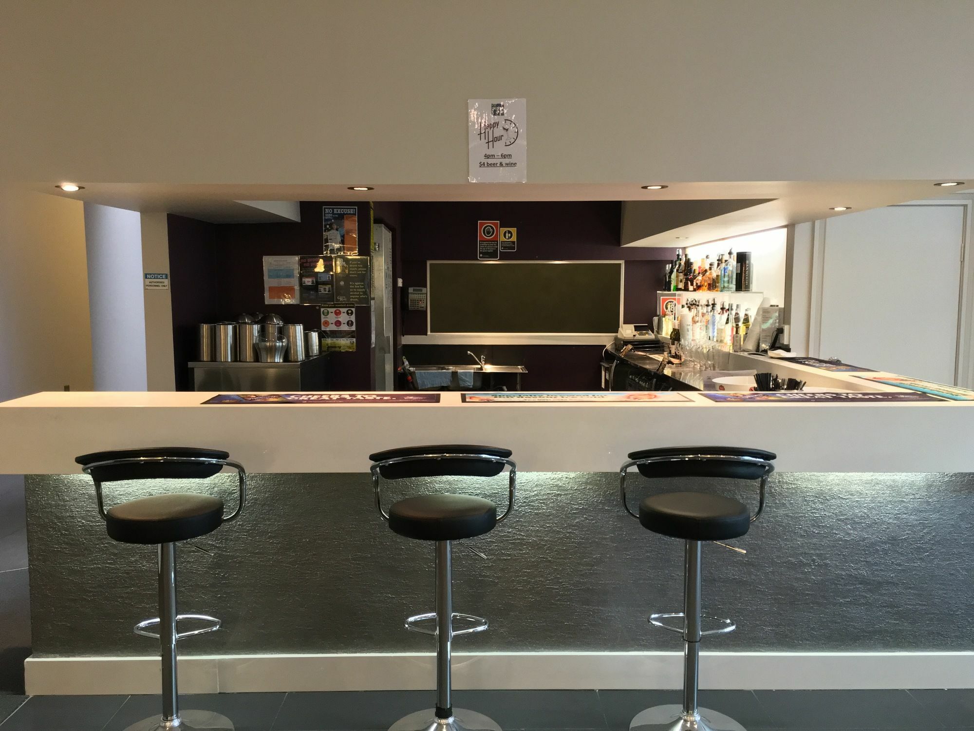 Checkers Resort Terrey Hills Eksteriør billede
